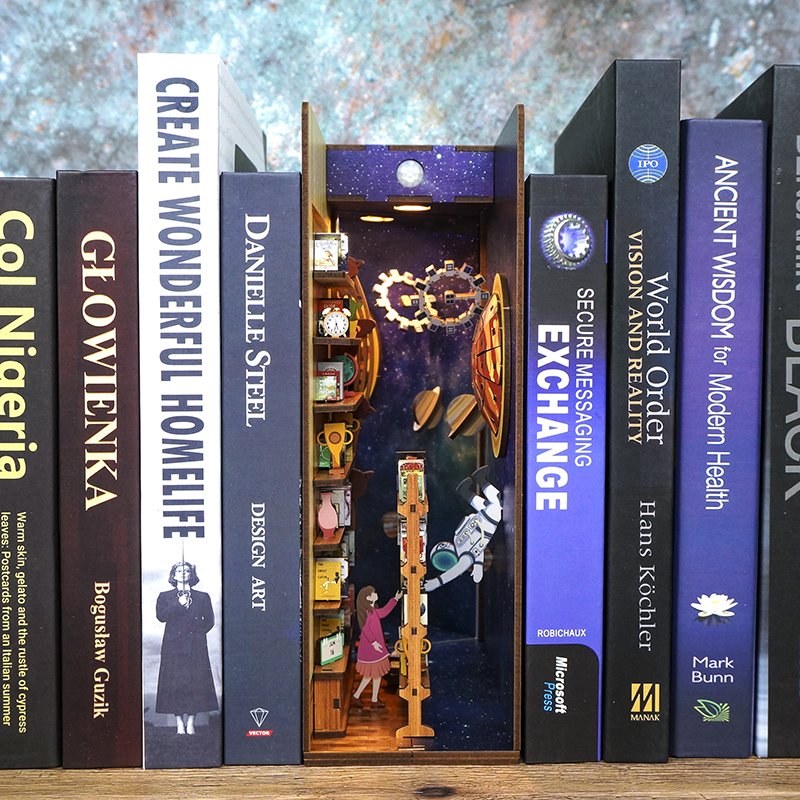 Booknook - Interstellar – Image 3